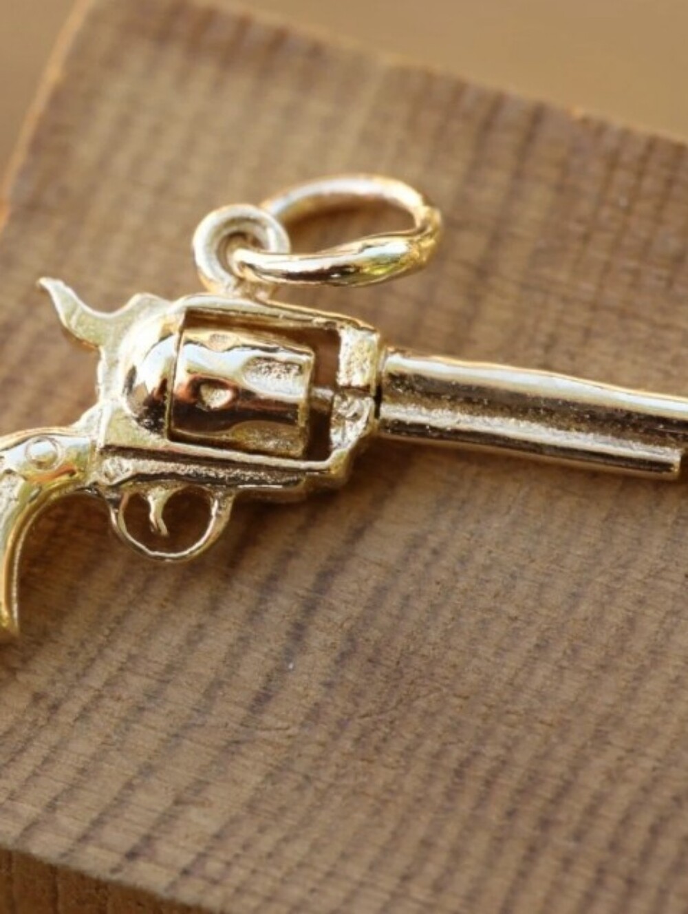 Vintage 9ct Solid Yellow Gold Revolver Gun Pendsnt Charm